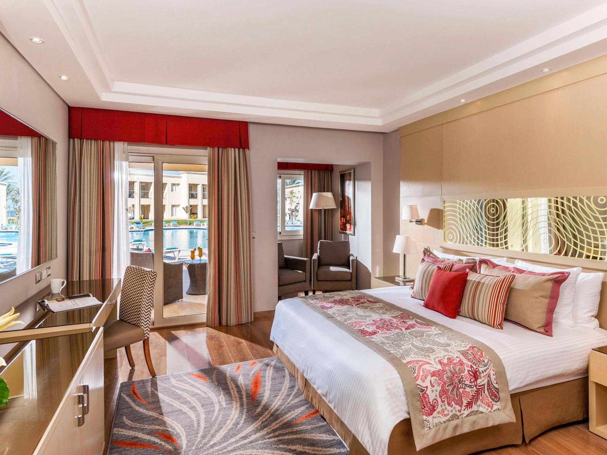 Rixos Premium Seagate - Free Jennifer Lopez Concert Access July 4th & 2 Kids Free Resort